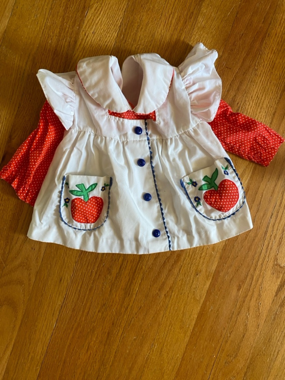 Vintage White & Red Apple Appliqué Toddler shirt